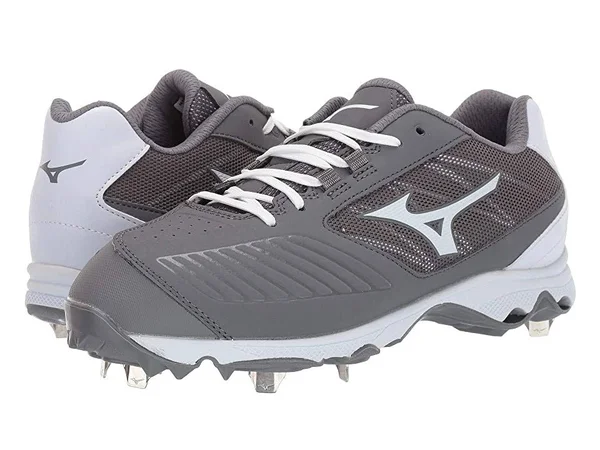 Mizuno 9-Spike Advanced Sweep 4 Low Womens Metal Softball Cleat - Women's, Size: 11.5, White