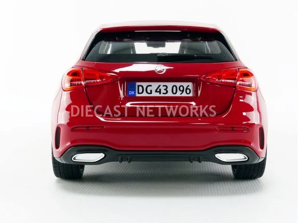 Norev - Mercedes-Benz A Klasse - 2018 - 1/18, Red