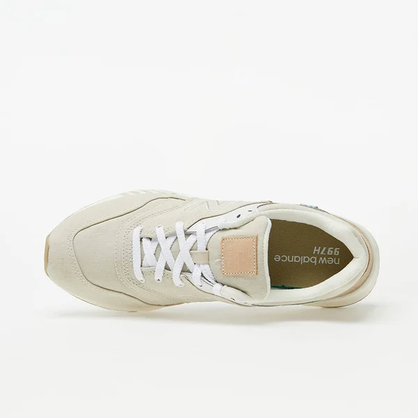 Women's New Balance 997 Beige