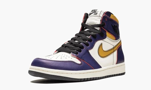 Air Jordan 1 Retro High OG - 13