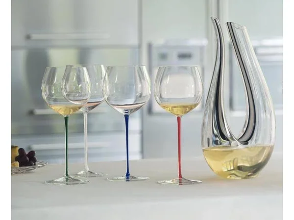 Riedel Fatto A Mano Oaked Chardonnay Wine Glass (Red)