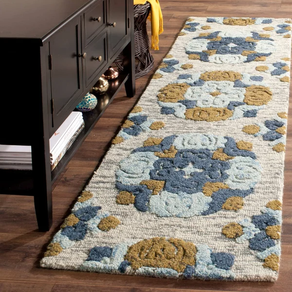 Safavieh Blossom Beige/Multi 4 ft. x 6 ft. Area Rug
