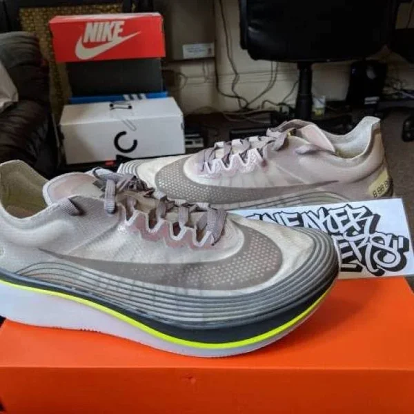 Nike Zoom Fly SP - Mens Running Shoes Sepia Stone Size 11