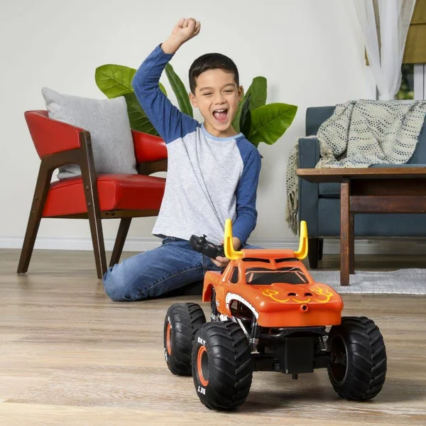 Monster Jam Official El Toro Loco Remote Control Monster Truck 1:15 Scale 2.4 GHz