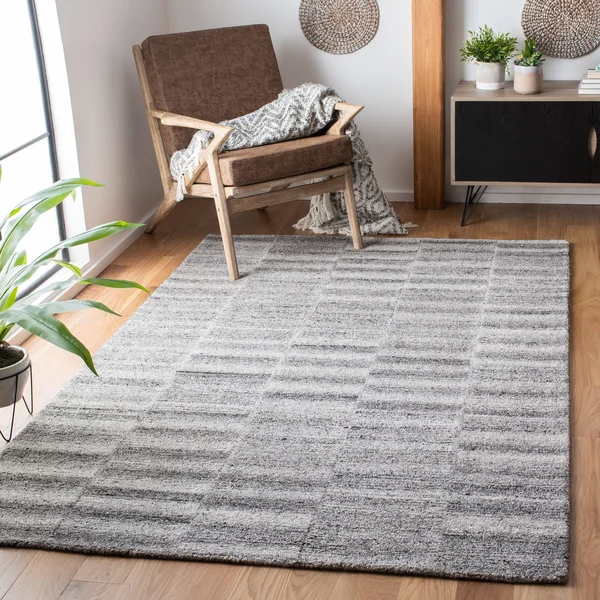 Safavieh Abstract Rug Collection ABT620F - Grey - 5& x 8&