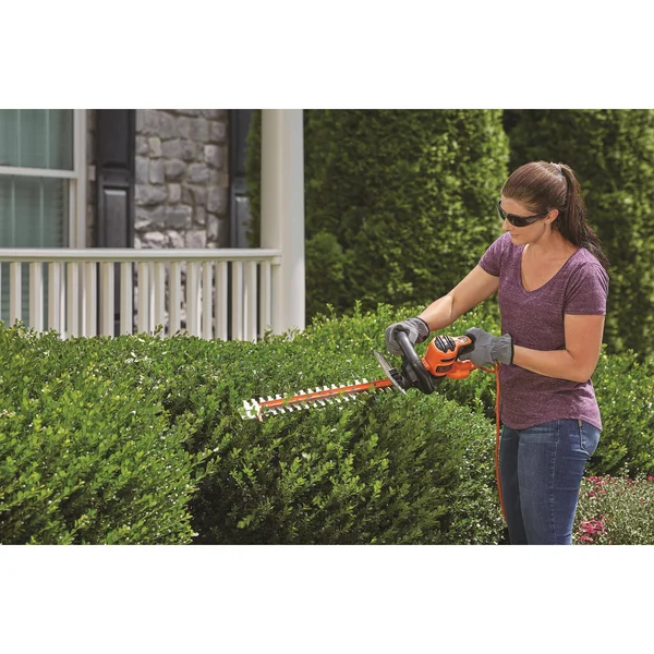 Black & Decker Behts400 22 in. Sawblade Electric Hedge Trimmer