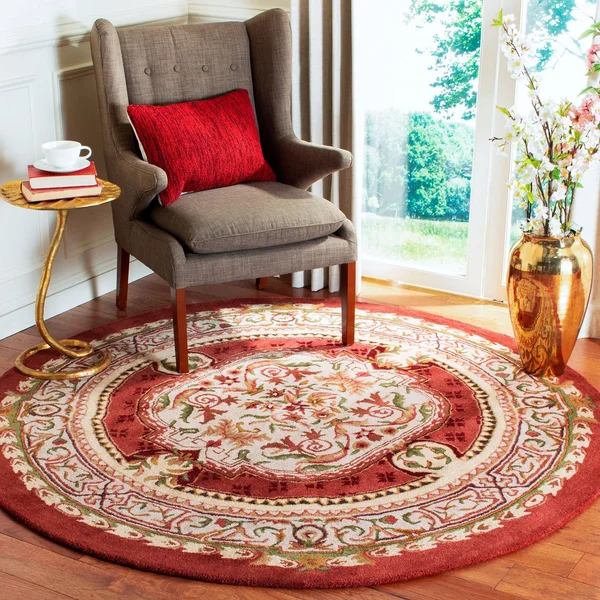 Safavieh Classic Black 6 ft. x 6 ft. Round Area Rug