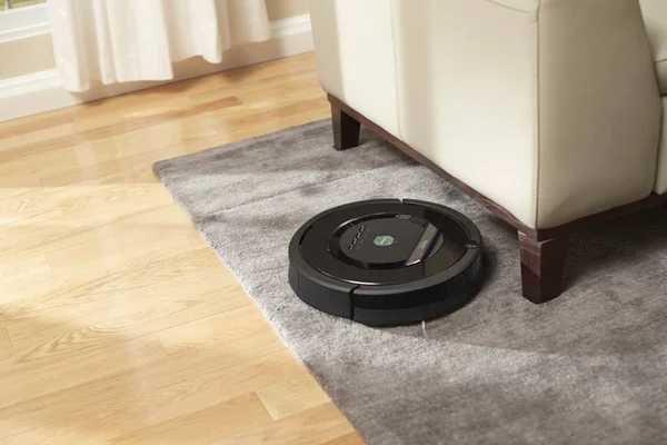 iRobot Roomba 880 Robot Vacuum