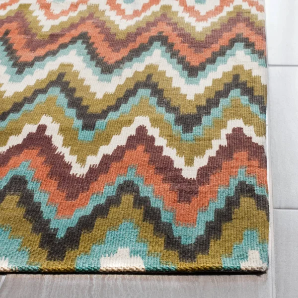 Safavieh Cedar Brook CDR145B 5& Round Teal - Red Rug