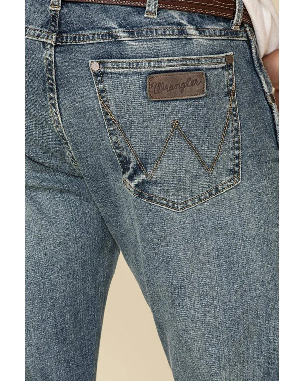 Wrangler Men's Retro Slim Fit Bootcut Jeans