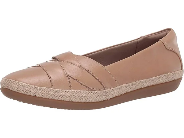 Clarks Danelly Shine Sand Leather - Women's, Size: 7.5, Beige