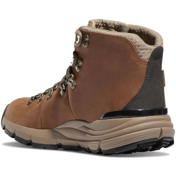 Danner Women's Mountain 600 4.5x22 Hiking Boot Rich Brown, 10