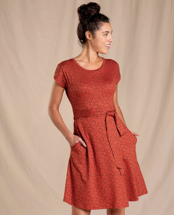 Cue Wrap Short Sleeve Dress - Auburn Daisy Chain Print - S by Toadu0026Co