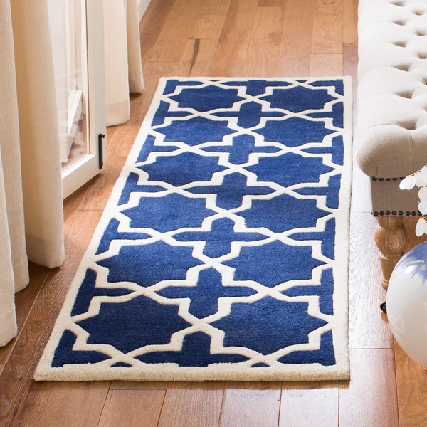 Safavieh Chatham Dark Blue & Ivory 2&-3x22 x 5& Rug