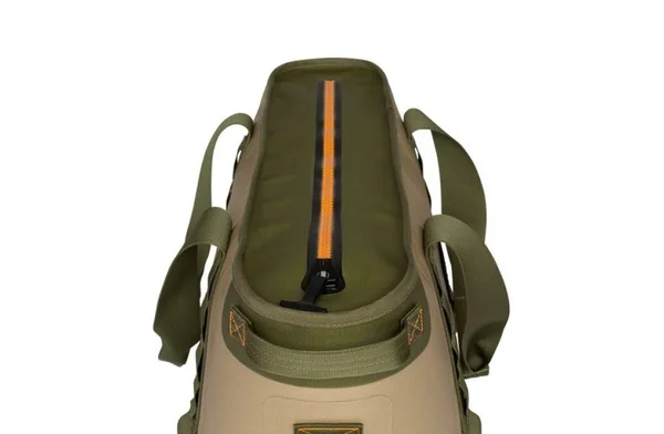 YETI Hopper 30 Soft Cooler - Field Tan