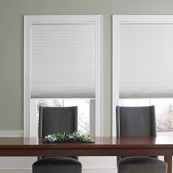 Real Simple Cordless Blackout Cellular 32.5x22 x 72x22 Shade in Snow