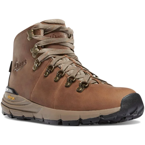 Danner Women's Mountain 600 4.5x22 Hiking Boot Rich Brown, 10