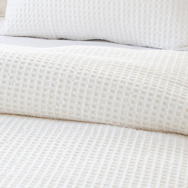 Pom Pom at Home Zuma Bed Blanket - King, Cream
