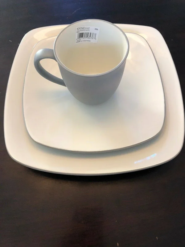Noritake Colorwave Slate 4-Piece Square Place Setting