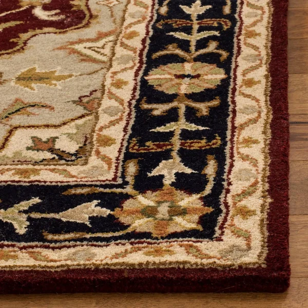 Safavieh Heritage Red/Black Area Rug; 5& x 8&