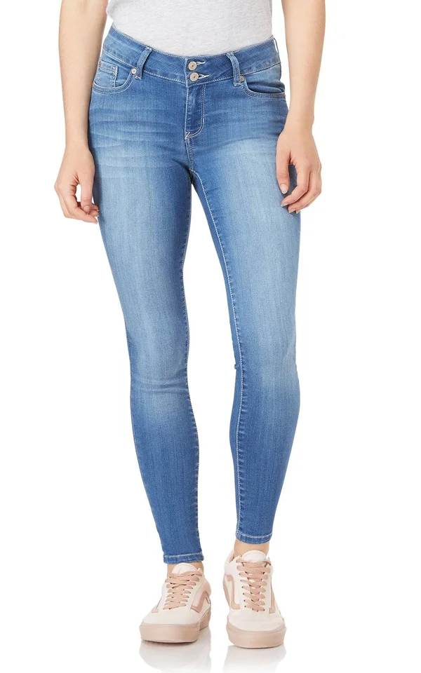 Wallflower Women's Instasoft Ultra Fit Skinny Jeans