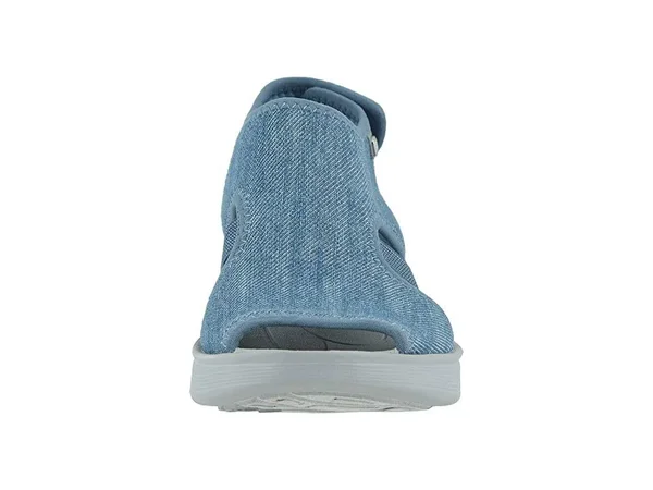 Women's Bzees Dream Sandal, Size: 9, Denim