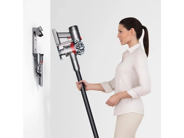 Dyson V7 Absolute Cordless Vacuum - Black, Refurbished