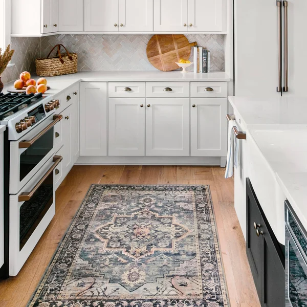 Alexander Home Venetian Printed Medallion Distressed Area Rug - 3&6x22 x 5&6x22 - Navy/Multi