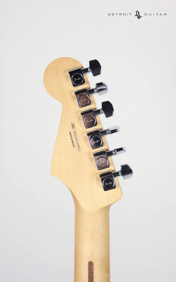 Fender Player Stratocaster, Maple Fingerboard, Black