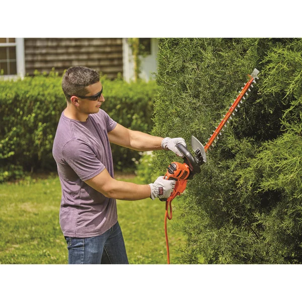 Black & Decker Behts400 22 in. Sawblade Electric Hedge Trimmer