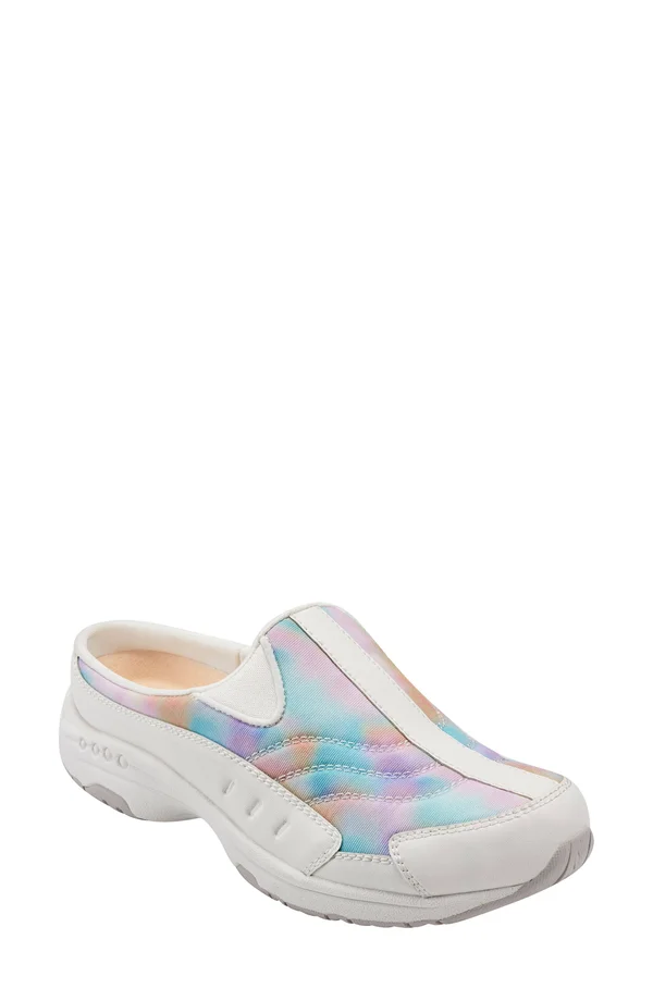 Women's Easy Spirit Traveltime Slip-On Sneaker - Size 8 WW - White