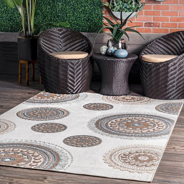 nuLOOM Andi Textured Beige 5 ft. 3 in. x 7 ft. 7 in. Indoor/Outdoor Area Rug