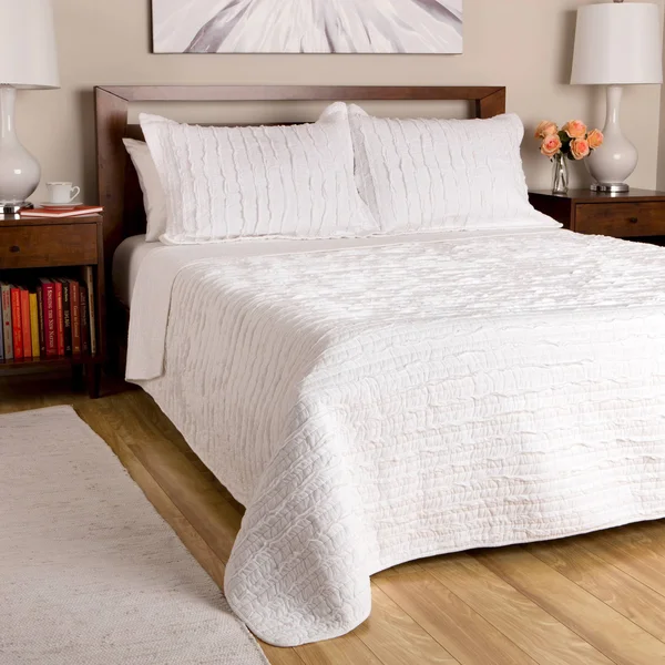 Greenland Home Ruffled Quilt Set, Twin, White
