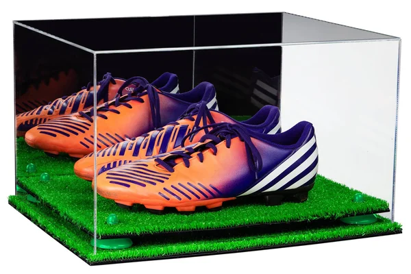 Turf Base Acrylic Basketball Shoe Pair Display Case 15.25 x 12 x 9 Mirror - Turf Base, Green Risers, No Wallmount, Better Dis