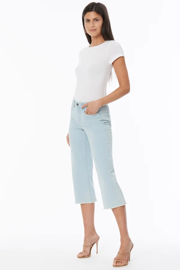 Nydj Wide Leg Capri Jeans with Frayed Hem in Valhalla