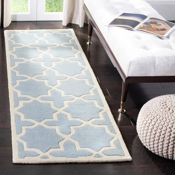 Safavieh Chatham Dark Blue & Ivory 2&-3x22 x 5& Rug