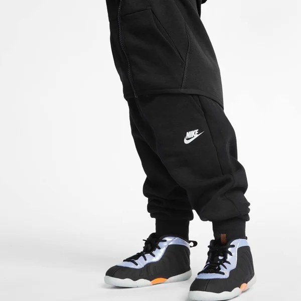 Nike Sportswear Tech Fleece Baby (12-24M) Zip Hoodie and Pants Set