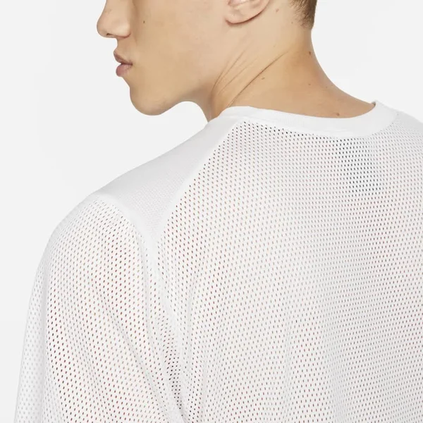 Nike Sport Clash Men's Short-Sleeve Training Top in White - Size: Small, CZ7718-100