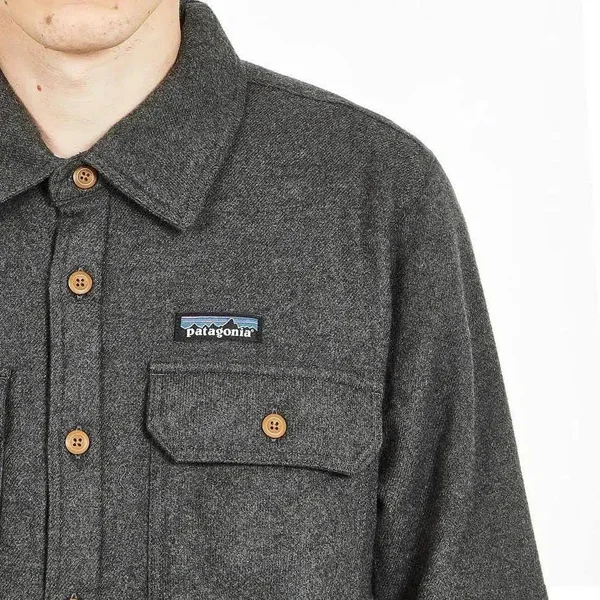 Patagonia Insulated Fjord Flannel Jacket - Men's Forge Grey - M