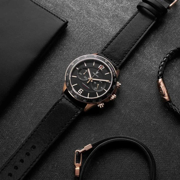 Vincero Bla-rg-p05 The Apex Rose Gold & Black Leather Men's Watch