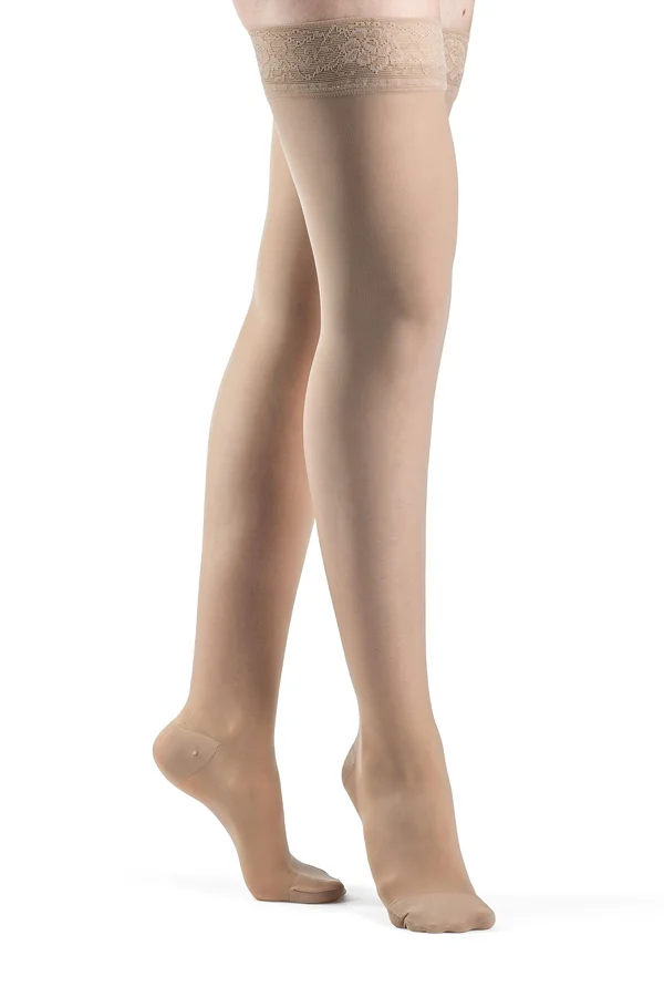 Sigvaris, EverSheer, 20-30 mmHg, Thigh High Closed Toe-Medium Short