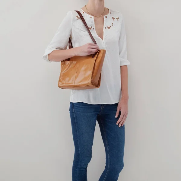 Hobo Chance Handbags Latte : One Size