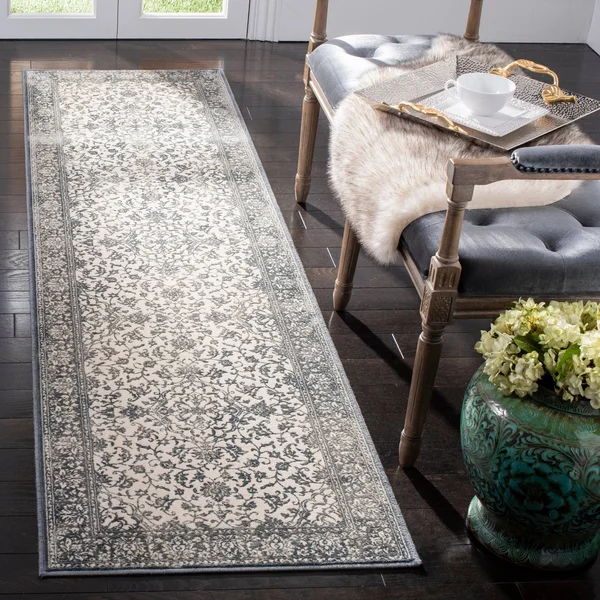 Safavieh Noble 2&7x22 x 4& Rug in Dark Blue and Ivory