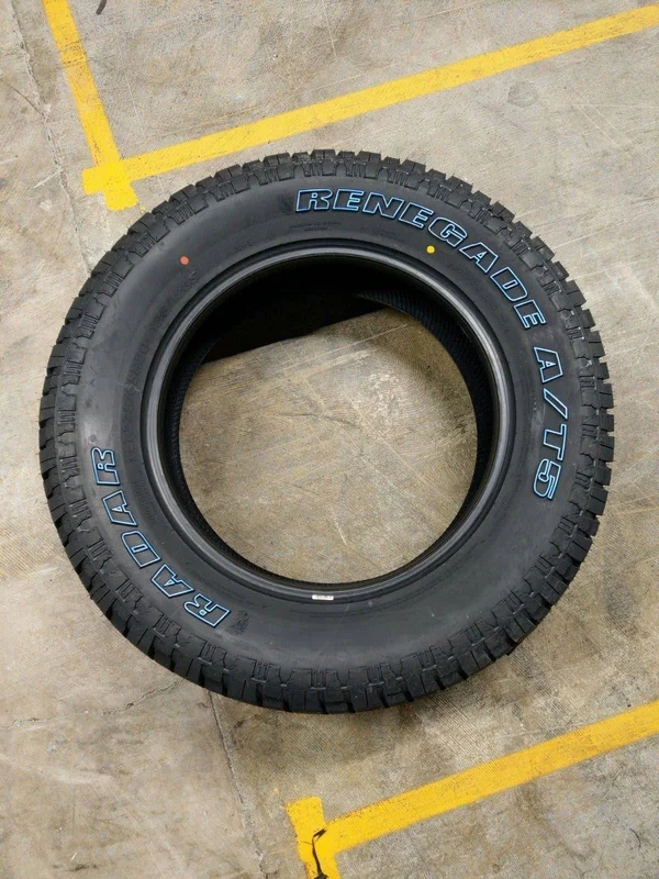 Radar Renegade AT5 All-Terrain Tire - LT275/65R20 126/123S