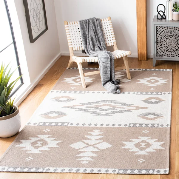 Safavieh Augustine Rug Collection AGT426E - Taupe - Cream - 4& x 6&