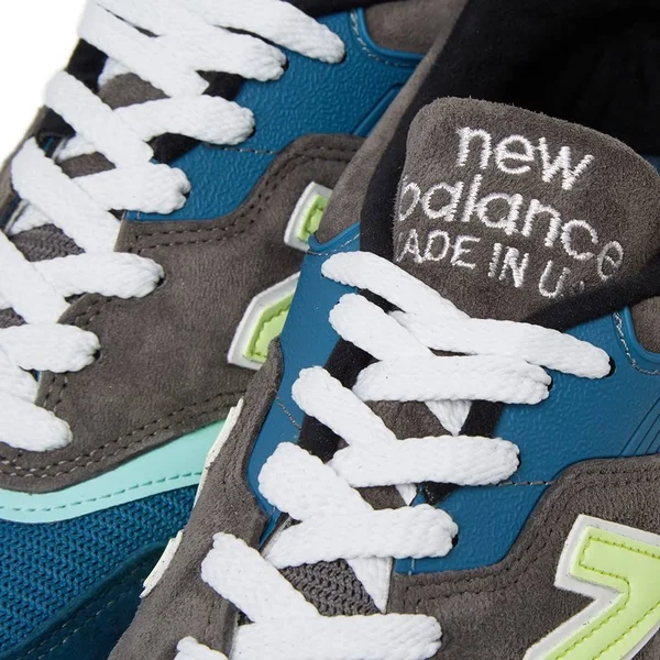 New Balance Men's 997 Made in USA Low-top Sneakers - Blue