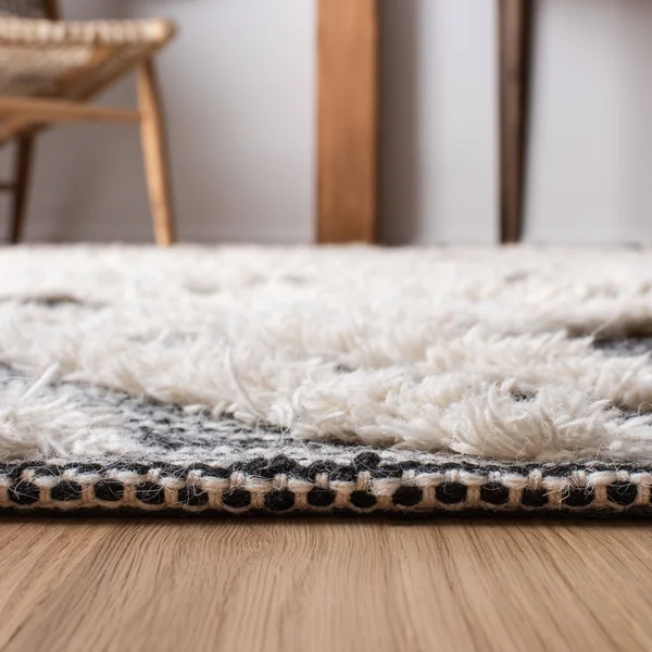 Safavieh Kenya Rug Collection KNY331Z - Black, Ivory - 8& x 10&