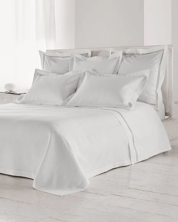 Frette at Home Creta Coverlet Queen, White