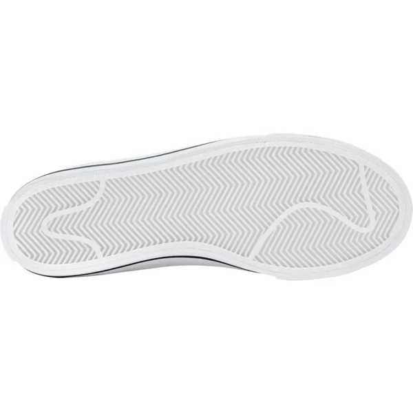 Nike Court Legacy Trainers 6