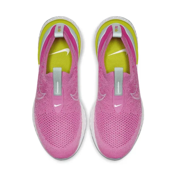 Nike Women's Epic Phantom React Flyknit Running Shoes, Size: 7, Pink